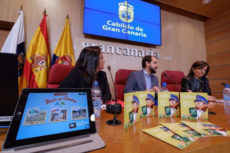 Los recursos didácticos se presentaron este miércoles en el Cabildo (Foto TA)