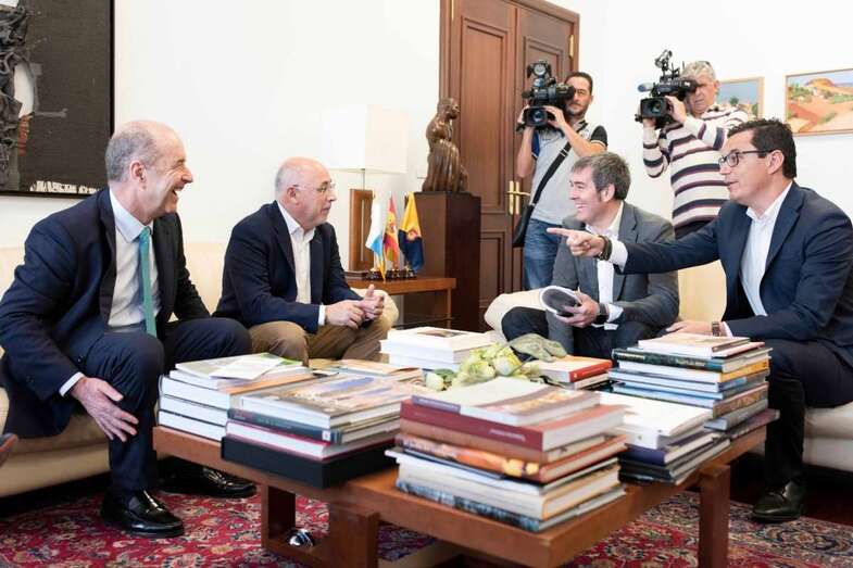 Momento de la reunión entre Clavijo y Morales (Foto TA)