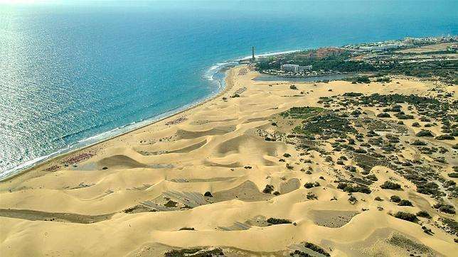 Vista aérea del campo dunar de Maspalomas (Foto ABC)