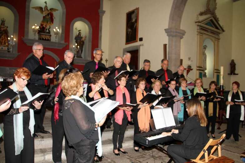 La formación del Círculo Cultural de Telde actuó el pasado sábado en Valsequillo (Foto Jesús Ruiz)