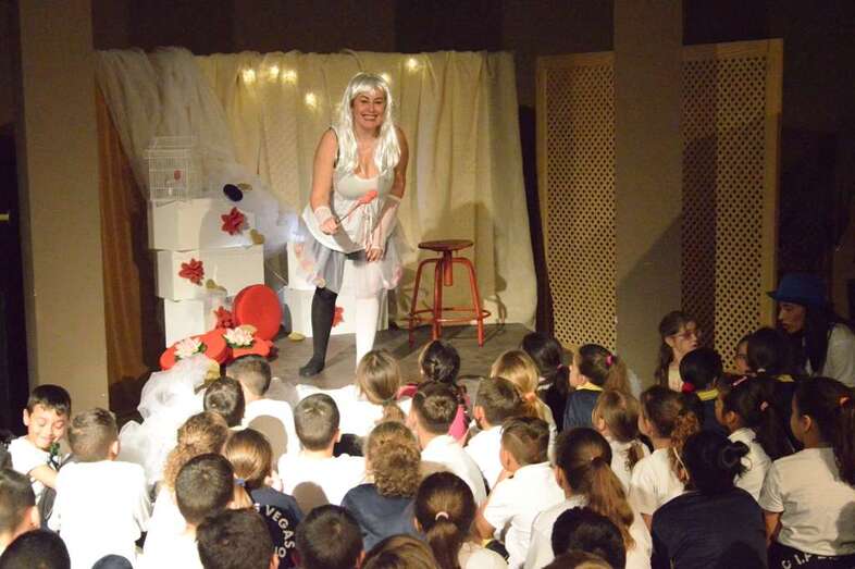 Representación del Espacio Creativo Municipal de Valsequillo para escolares (Foto TA)