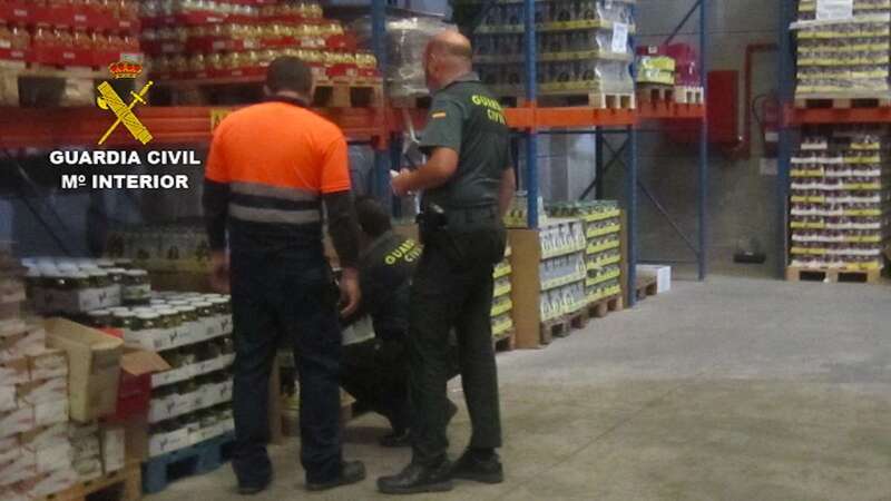 Imagen de uno de los registros llevados a cabo por la Guardia Civil (Foto TA)