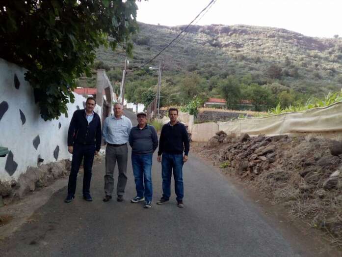 Felipe Afonso y Domingo Cabrera en la vía de El Helechal (Foto TA)