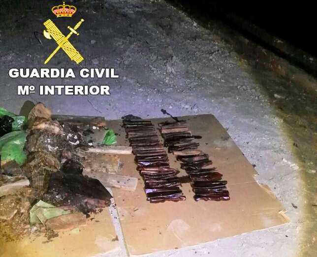 Image de los cartuchos de goma 1 destruidos por la Guardia Civil (Foto TA)