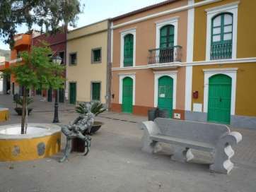 Edificio de la calle de Sol donde está el velatorio (Foto TA)