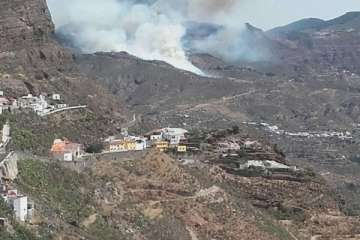 Fuego en la cumbre (Foto TA)