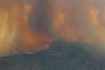 Fuego en la cumbre (Foto TA)