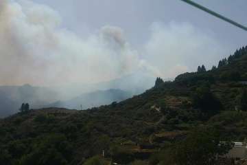 Fuego en la cumbre (Foto TA)