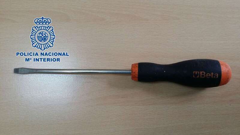Imagen del destornillador de 25 centímetros que se le intervino (Foto TA)