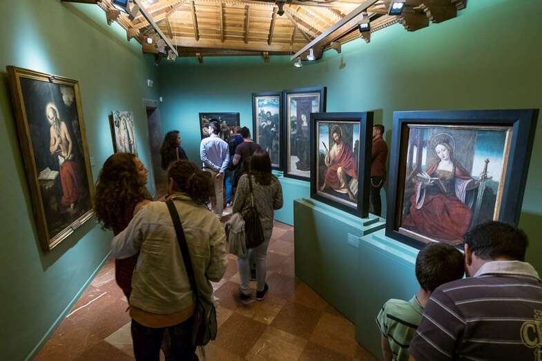 Una de las salas de la Casa Colón (Foto TA)