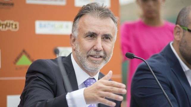 Ángel Víctor Torres, consejero insular de Deportes (Foto Efe)