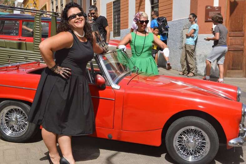 Exposición de coches antiguos (Foto TA)