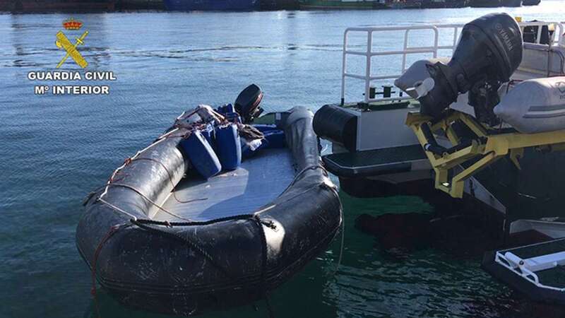 Zodiac interceptada por la Guardia Civil (Foto TA)