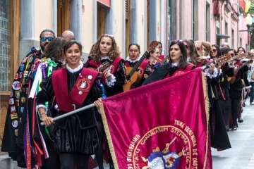 Festival de Tunas bajo el calor (Foto José Francisco Fernández Belda)