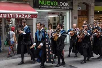 Festival de Tunas bajo el calor (Foto José Francisco Fernández Belda)