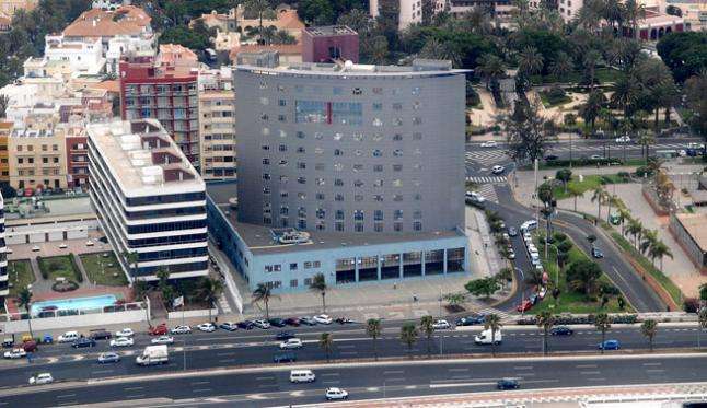 Edificio de la Jefatura Superior de Policía en Canarias (Foto TA)