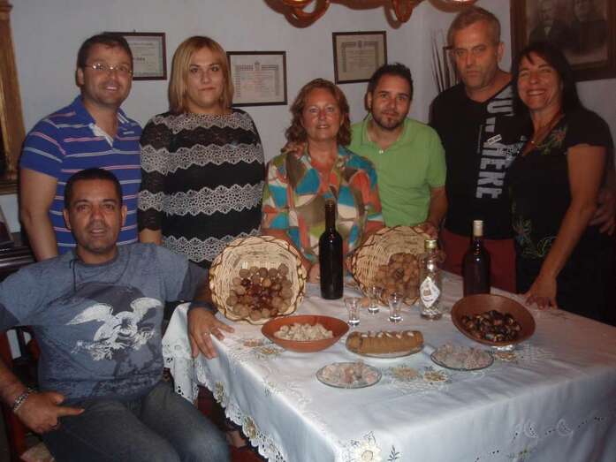 El colectivo se reunió para recordar a los difuntos (Foto TA)