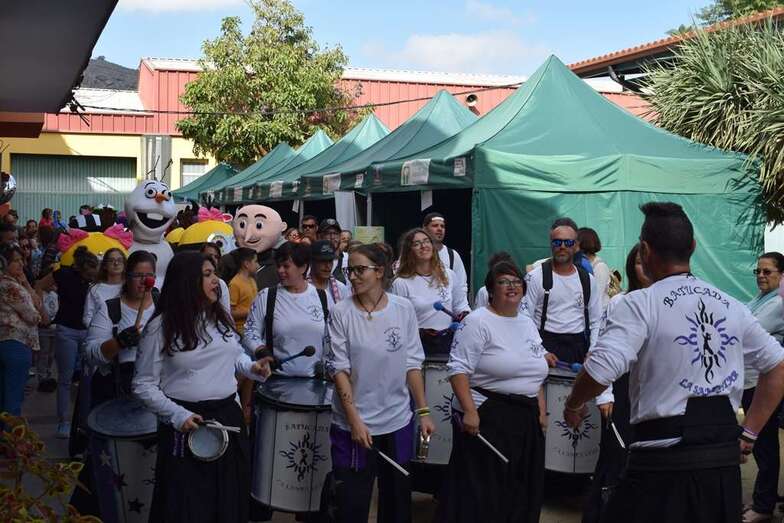 Unas 3.000 personas acudieron a la feria empresarial de este domingo (Foto TA)
