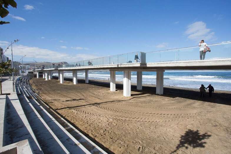 La pasarela se inauguró este viernes (Foto TA)