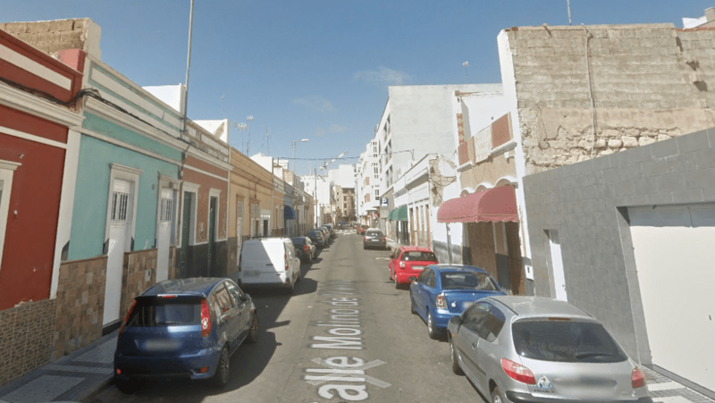 Los hechos ocurrieron en la calle Molino de Viento, en el barrio de Arenales (Foto Google Maps)