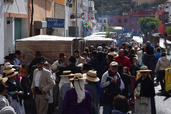 Fiesta del Almendrero en Tenteniguada (Foto TA y Antonio Alí)