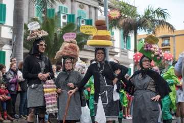 Telde se deja ver en el coso carnavalero de la capital, que reúne a miles de mascaritas en sus calles (Foto Francisco Socorro-C7 y Lpcarnaval)