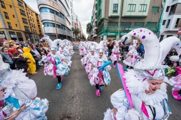 Telde se deja ver en el coso carnavalero de la capital, que reúne a miles de mascaritas en sus calles (Foto Francisco Socorro-C7 y Lpcarnaval)