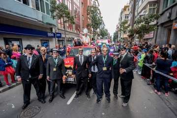 Telde se deja ver en el coso carnavalero de la capital, que reúne a miles de mascaritas en sus calles (Foto Francisco Socorro-C7 y Lpcarnaval)