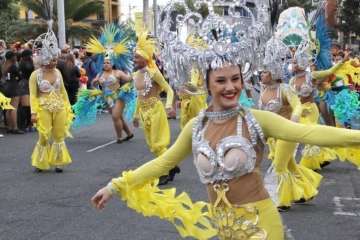 Telde se deja ver en el coso carnavalero de la capital, que reúne a miles de mascaritas en sus calles (Foto Francisco Socorro-C7 y Lpcarnaval)