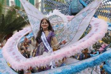 Telde se deja ver en el coso carnavalero de la capital, que reúne a miles de mascaritas en sus calles (Foto Francisco Socorro-C7 y Lpcarnaval)