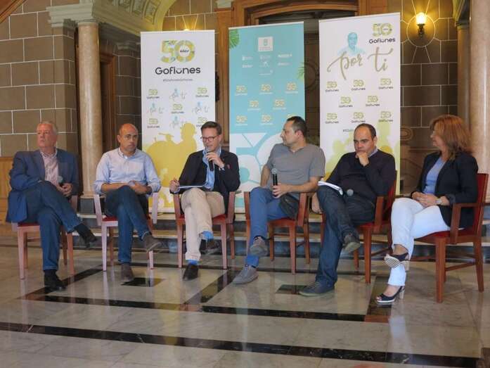 Carlos Ruiz, Pedro  GonzaÌlez, Tilman KuttenKeuler, Victor Batista, Mario Vega y Encarna GalvaÌn (Foto TA)