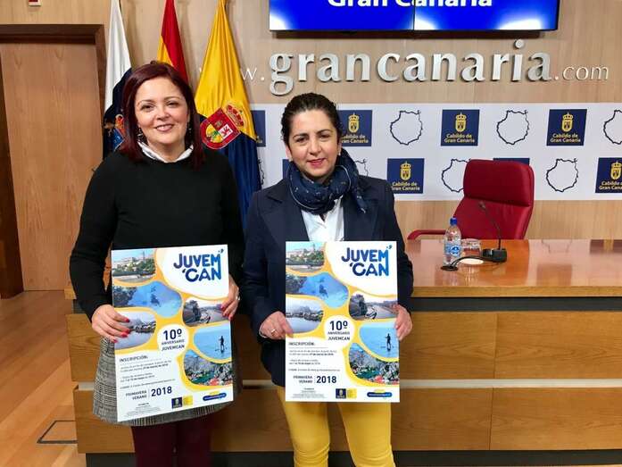 La consejera María Isabel Santana y la técnico Evelia Reyes (Foto TA)