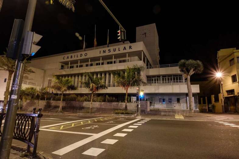 La fachada de la Casa Palacio se quedará a oscuras este sábado (Foto TA)