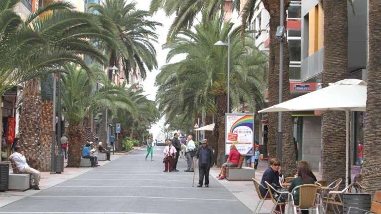 Imagen de archivo de una de las calles del entorno del Parque de Santa Catalina (Foto Canarias7)