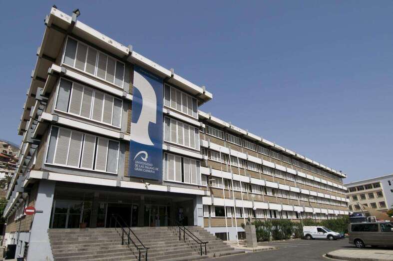 Imagen de archivo de uno de los edificios de la ULPGC (Foto TA)