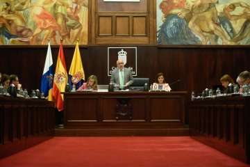 Pleno sobre el estado de la Isla en el Cabildo de Gran Canaria (Foto TA)