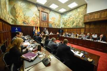 Pleno sobre el estado de la Isla en el Cabildo de Gran Canaria (Foto TA)