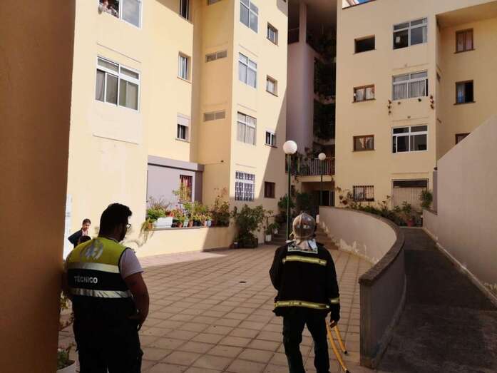 El incendio se declaró en una vivienda de las Ramblas de Jinámar (Foto TA)