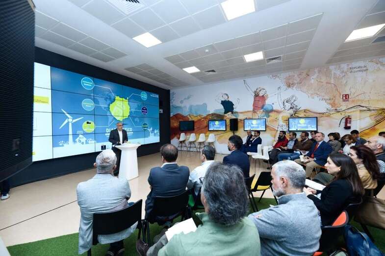 Este martes se celebró el Taller de Adaptación al Cambio Climático del Cabildo (Foto TA)