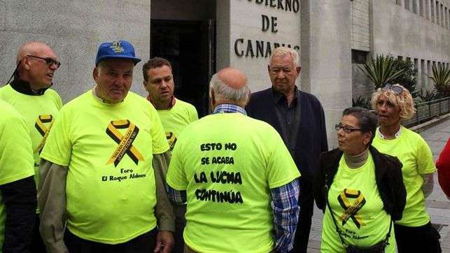 Imagen de archivo de una protesta de Roque Aldeano frente al Gobierno de Canarias (Foto Efe / Elvira Urquijo)