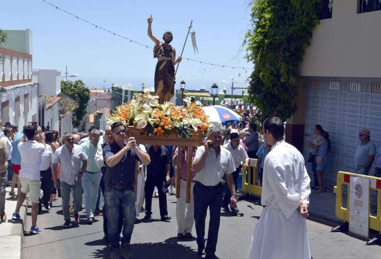 Imagen de la procesión religiosa (Foto TA)