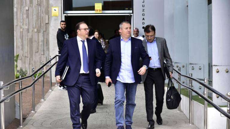 Miguel Ángel Ramírez, en una imagen de archivo junto a sus abogados (Foto Canarias7).