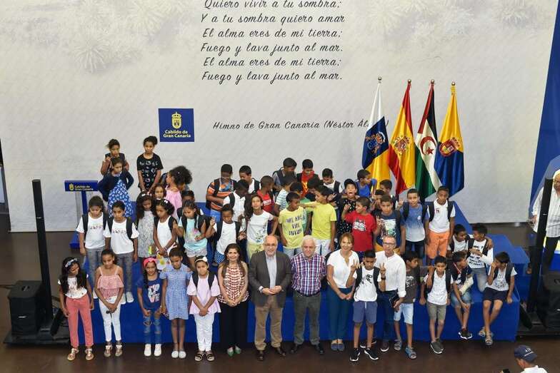 El Cabildo les brindó este miércoles una calurosa bienvenida (Foto TA).