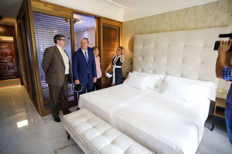 Interior de una de las 204 habitaciones del hotel (Foto TA).