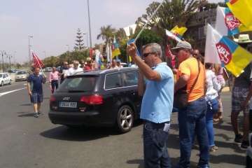 Protesta sindical en el sur por los despidos en el hotel H10 Meloneras (Foto Benito Zurita Pérez)