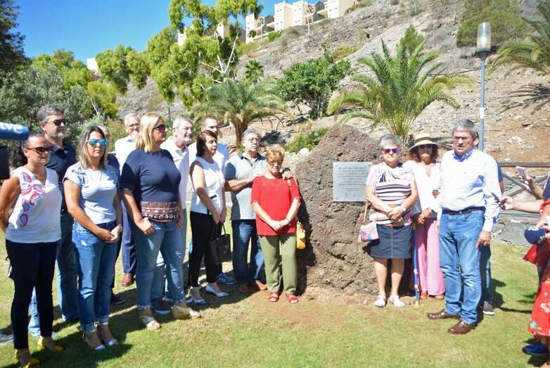 Acto de colocación de una placa en San Bartolomé de Tirajana (Foto TA)