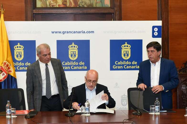 La primera convocatoria finalizó con la contratación de casi 900 personas, el 45 % indefinidas (Foto TA)