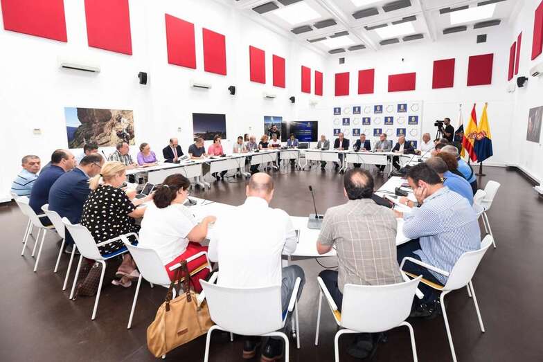 El Cabildo coordina con ayuntamientos, fuerzas de seguridad, empresas y transportes el inicio de la obra (Foto TA)