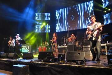 Georgie Dann y una feria de coches clásicos tiñen de vintage a Valsequillo (Foto Antonio Alí, TA y Acfi Press)
