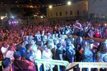 Georgie Dann y una feria de coches clásicos tiñen de vintage a Valsequillo (Foto Antonio Alí, TA y Acfi Press)